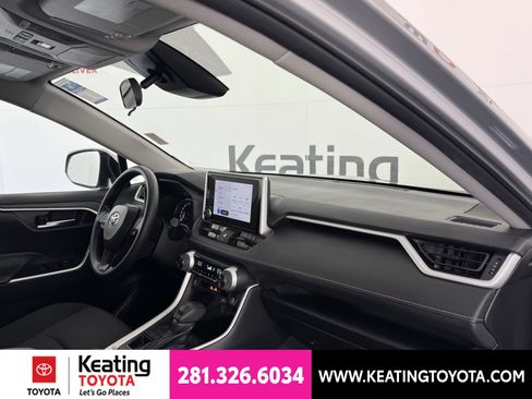 Used 2025 Toyota RAV4 XLE AWD/4WD image 21