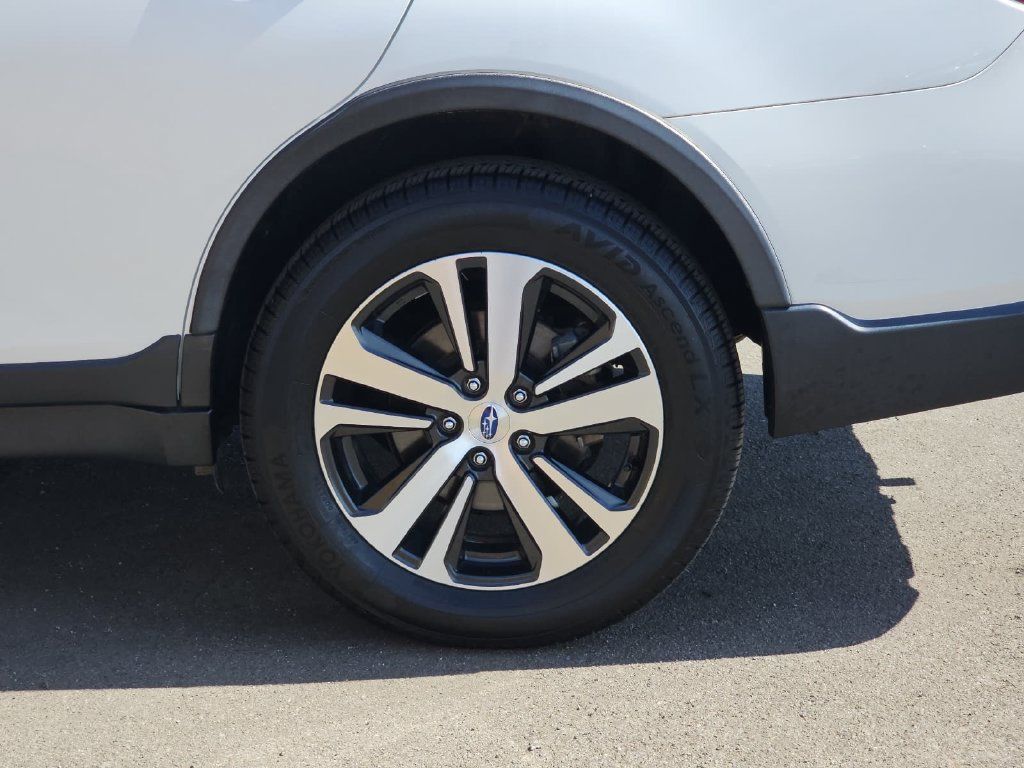 Used 2019 Subaru Outback 3.6R Limited AWD/4WD image 37