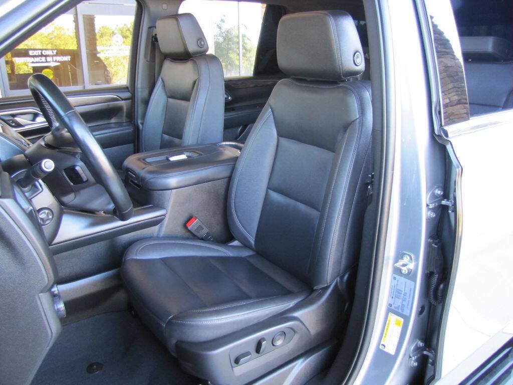 Used 2023 Chevrolet Tahoe LT w/ LT Signature Plus Package RWD image 14