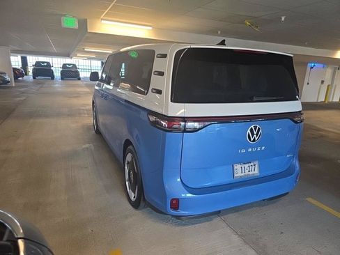 Used 2025 Volkswagen ID. Buzz Pro S Plus AWD/4WD image 13