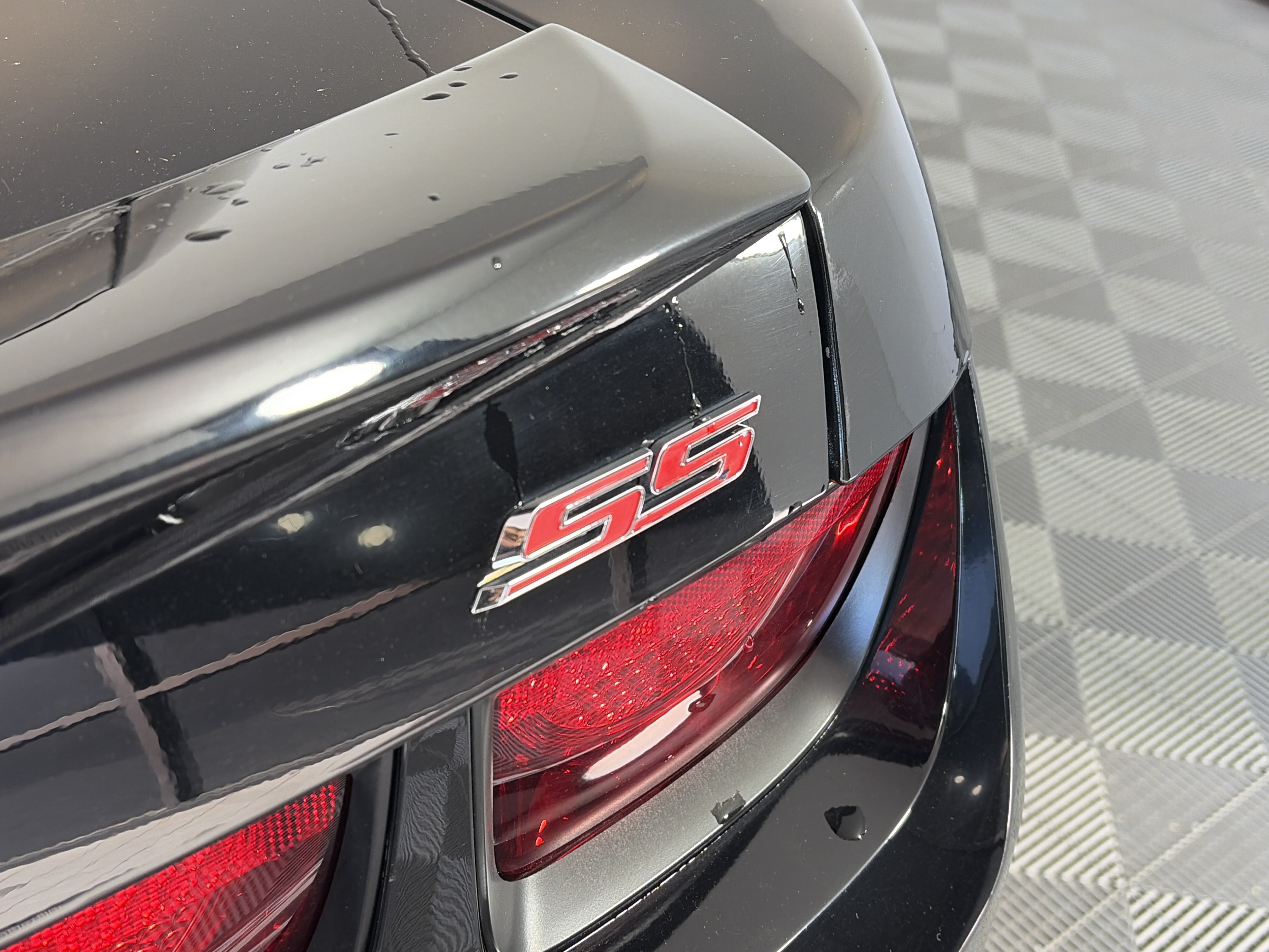 Used 2011 Chevrolet Camaro SS RWD image 15