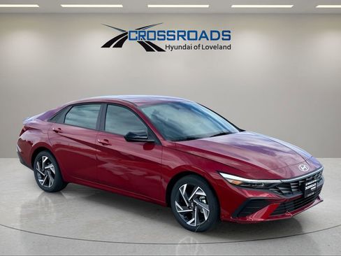 New 2025 Hyundai Elantra Sport image 3