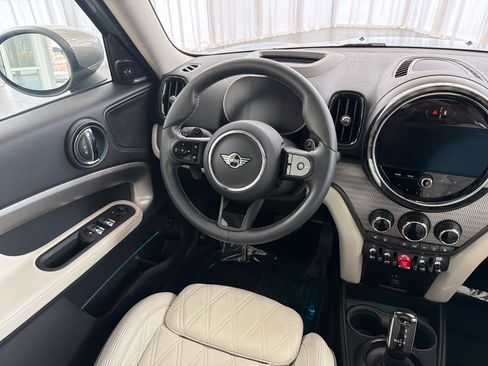 Certified 2024 MINI Cooper Countryman S FWD image 28