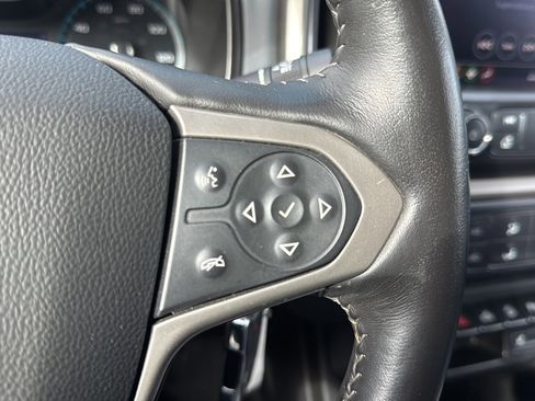 Used 2022 Chevrolet Colorado Z71 image 30