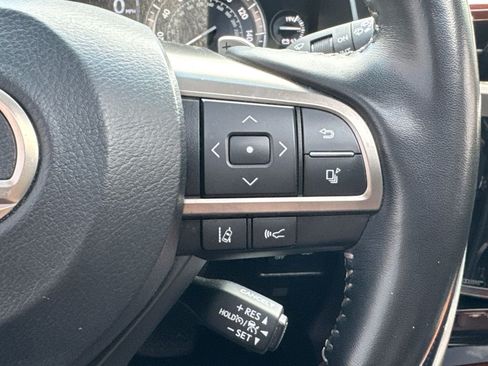 Used 2021 Lexus LX 570 4WD w/ Luxury Package image 22