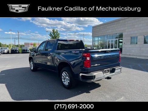 Used 2023 Chevrolet Silverado 1500 LT AWD/4WD image 7