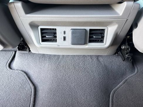 Used 2025 GMC Sierra 1500 SLT AWD/4WD image 16