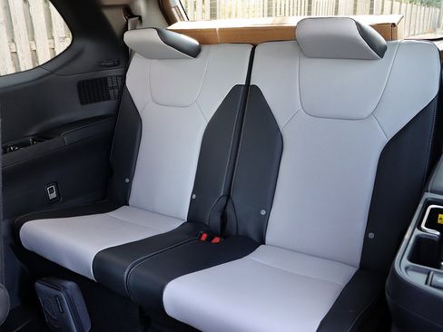 New 2026 Lexus TX 500h 500h F SPORT Performance Premi image 16