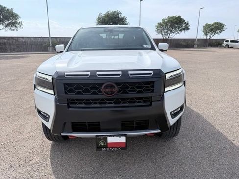 Certified 2025 Nissan Frontier PRO-4X w/ Pro Premium Package AWD/4WD image 3