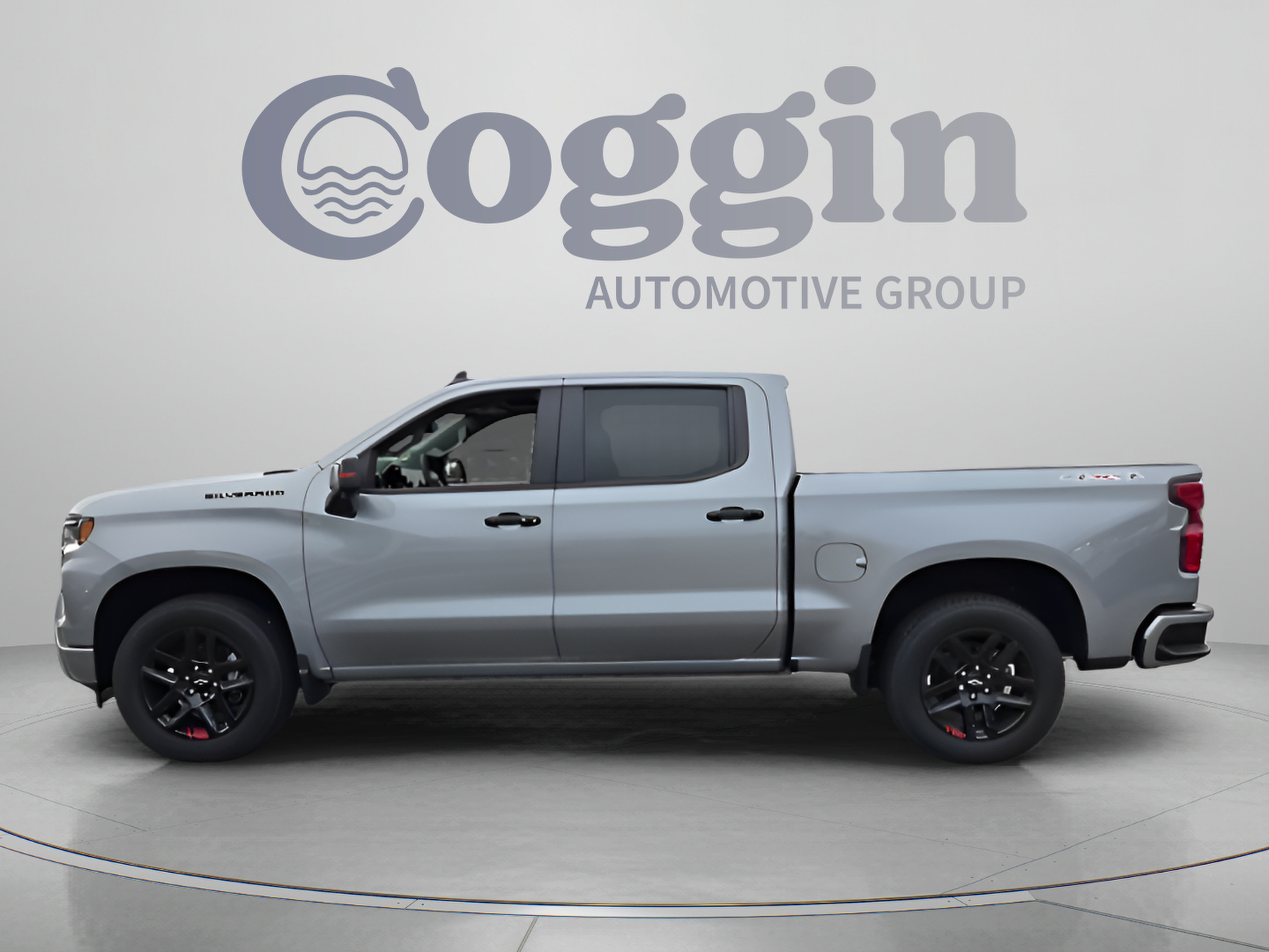 New 2026 Chevrolet Silverado 1500 RST w/ Redline Edition AWD/4WD image 2