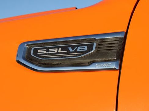 Used 2021 GMC Sierra 1500 SLE w/ X31 Off-Road Package image 17