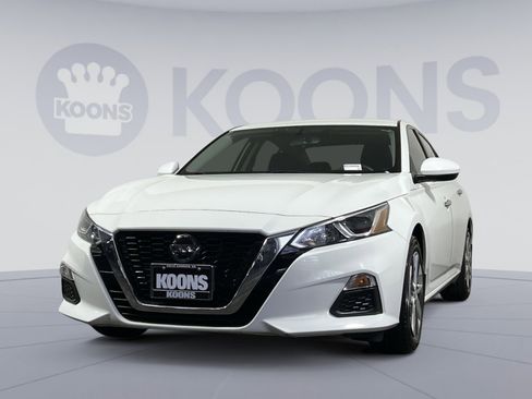 Used 2019 Nissan Altima 2.5 S image 1