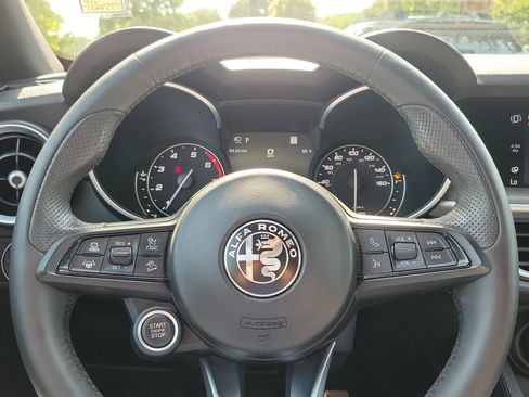 Used 2023 Alfa Romeo Stelvio Ti w/ Active Assist Plus Package AWD/4WD image 18