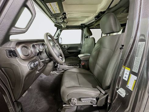 Used 2020 Jeep Wrangler Unlimited Sport image 20