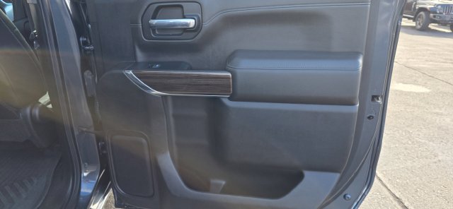 Used 2022 Chevrolet Silverado 1500 LT Trail Boss w/ Safety Package AWD/4WD image 13