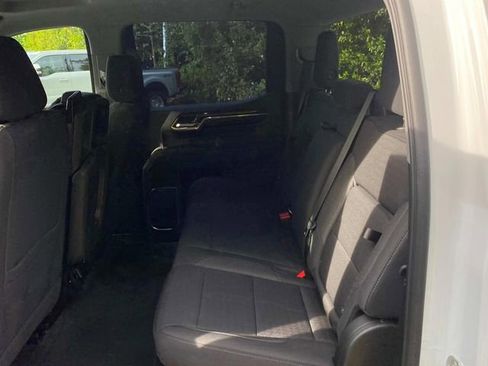 Used 2023 GMC Sierra 1500 Elevation image 9