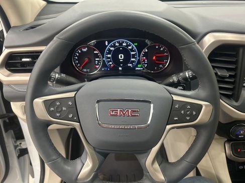 Used 2023 GMC Acadia Denali w/ Denali Ultimate Package image 12