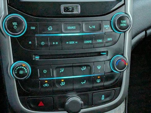 Used 2014 Chevrolet Malibu LT w/ Power Convenience Package image 15