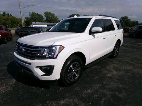 Used 2020 Ford Expedition XLT AWD/4WD image 5