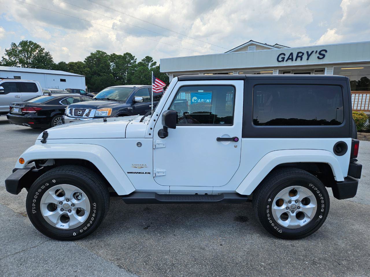 Used 2015 Jeep Wrangler Sahara w/ Dual Top Group AWD/4WD image 3