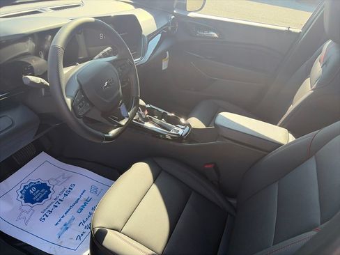 New 2026 Chevrolet Trax RS w/ Driver Confidence Package FWD image 16