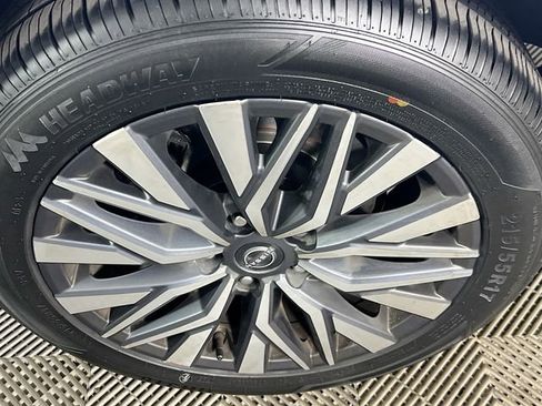 Used 2023 Nissan Altima 2.5 SV image 29