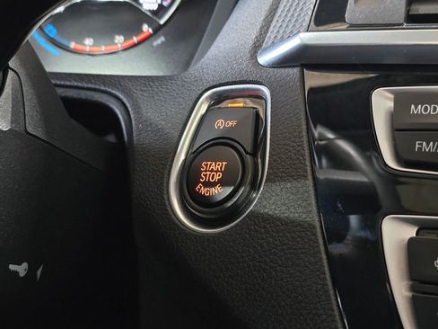 Used 2018 BMW M2 image 17