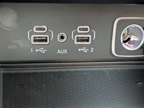 New 2025 Jeep Grand Cherokee L Limited w/ Luxury Tech Group II image 25