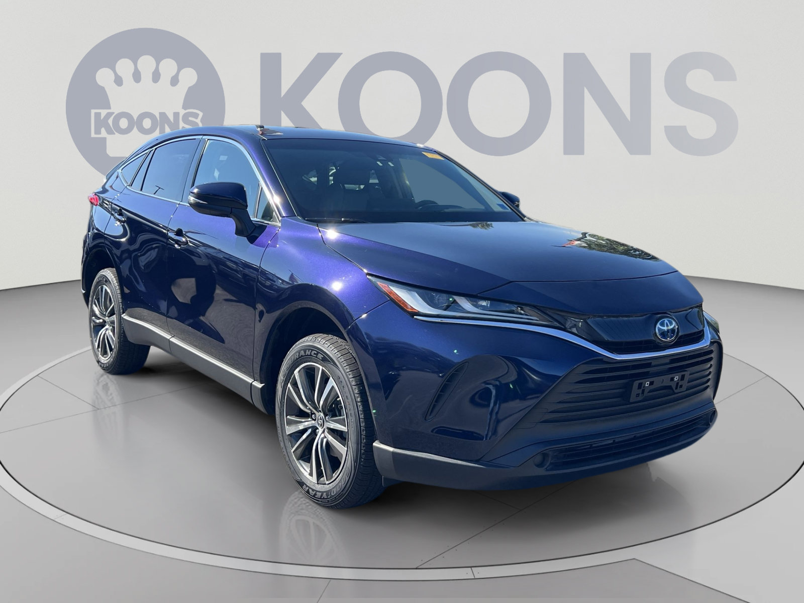 Used 2023 Toyota Venza LE AWD/4WD image 10