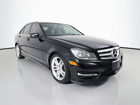 Used 2013 Mercedes-Benz C 300 4MATIC Sedan image 1
