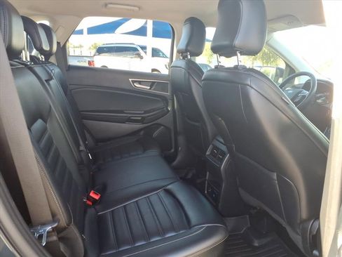 Used 2022 Ford Edge SEL w/ Convenience Package image 14
