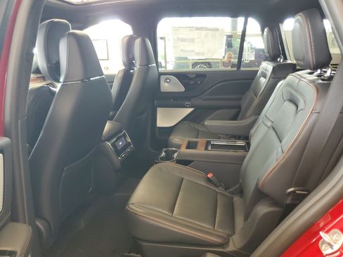 New 2026 Lincoln Aviator Black Label w/ Black Label Special Edition AWD/4WD image 23