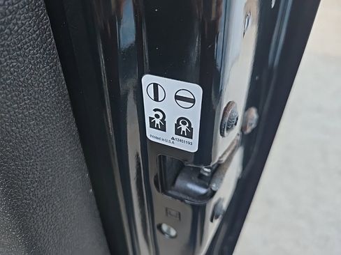 Used 2007 Cadillac Escalade EXT Base w/ Information Package image 94