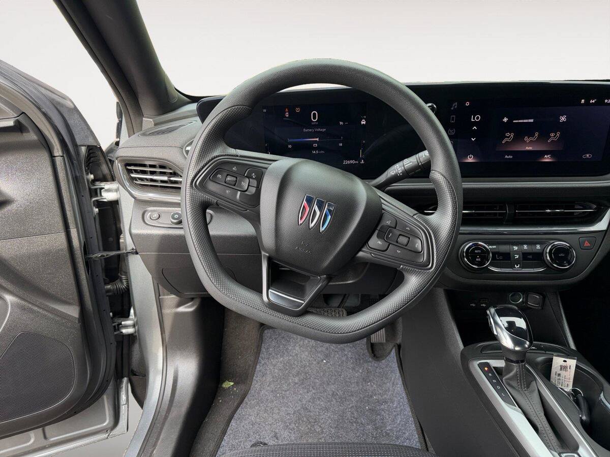 Used 2025 Buick Envista Preferred FWD image 12