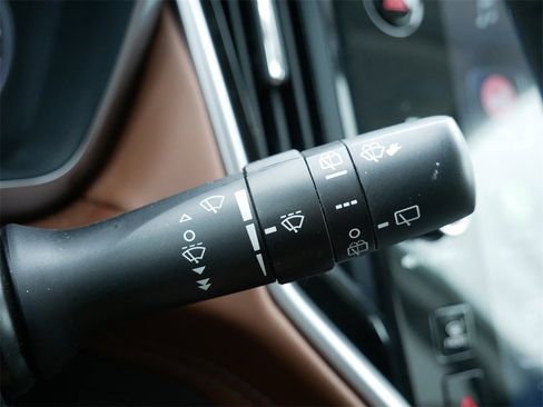 Used 2023 Subaru Outback Touring image 25