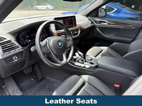 Used 2024 BMW X4 xDrive30i w/ Parking Assistance Package AWD/4WD image 4