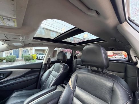 Used 2015 Nissan Murano SL w/ SL Technology Package AWD/4WD image 10
