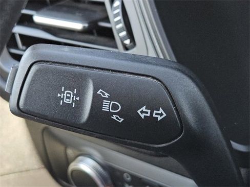 Certified 2022 Ford Escape S image 29