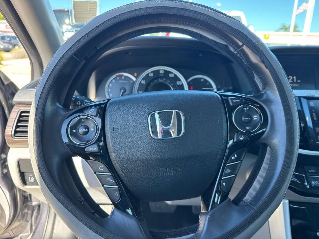 Used 2017 Honda Accord EX-L image 27