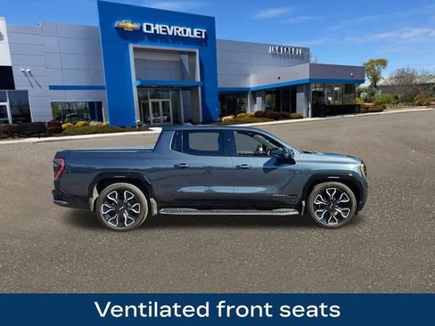 Used 2026 GMC Sierra EV Denali AWD/4WD image 8