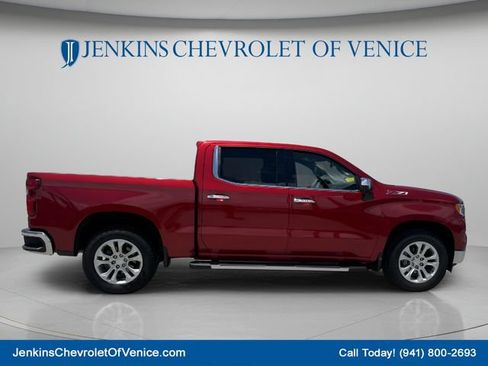 Used 2023 Chevrolet Silverado 1500 LTZ AWD/4WD image 3