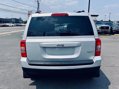 Used 2011 Jeep Patriot Latitude image 5