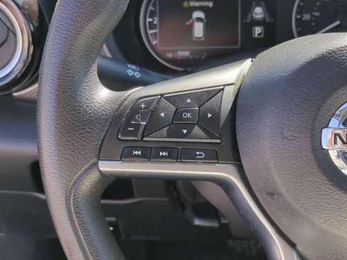Used 2020 Nissan Kicks SV image 18