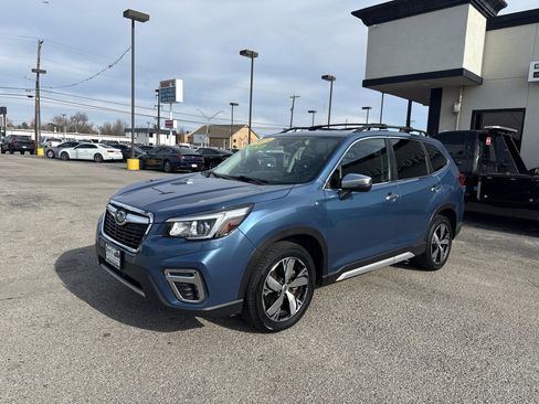 Used 2019 Subaru Forester Touring w/ Popular Package #3 image 2