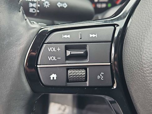 Certified 2023 Honda HR-V EX-L image 24