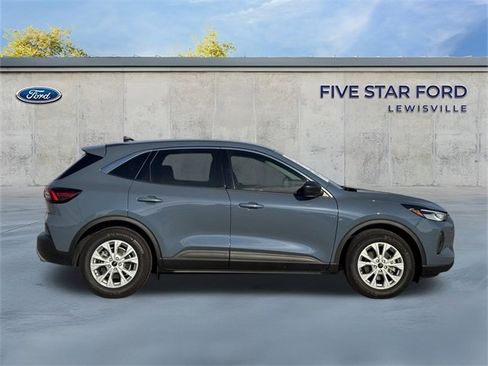 Used 2024 Ford Escape Active image 4