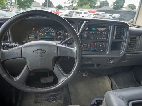 Used 2003 Chevrolet Silverado 2500 LS RWD image 19