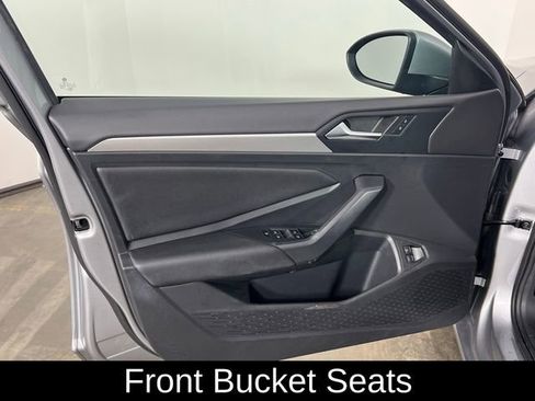 Used 2021 Volkswagen Jetta S image 12