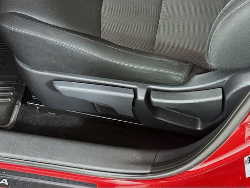 Used 2024 Nissan Sentra SV image 22