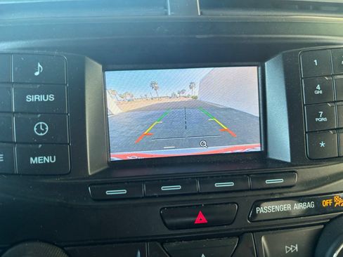 Used 2017 Ford Explorer FWD image 12